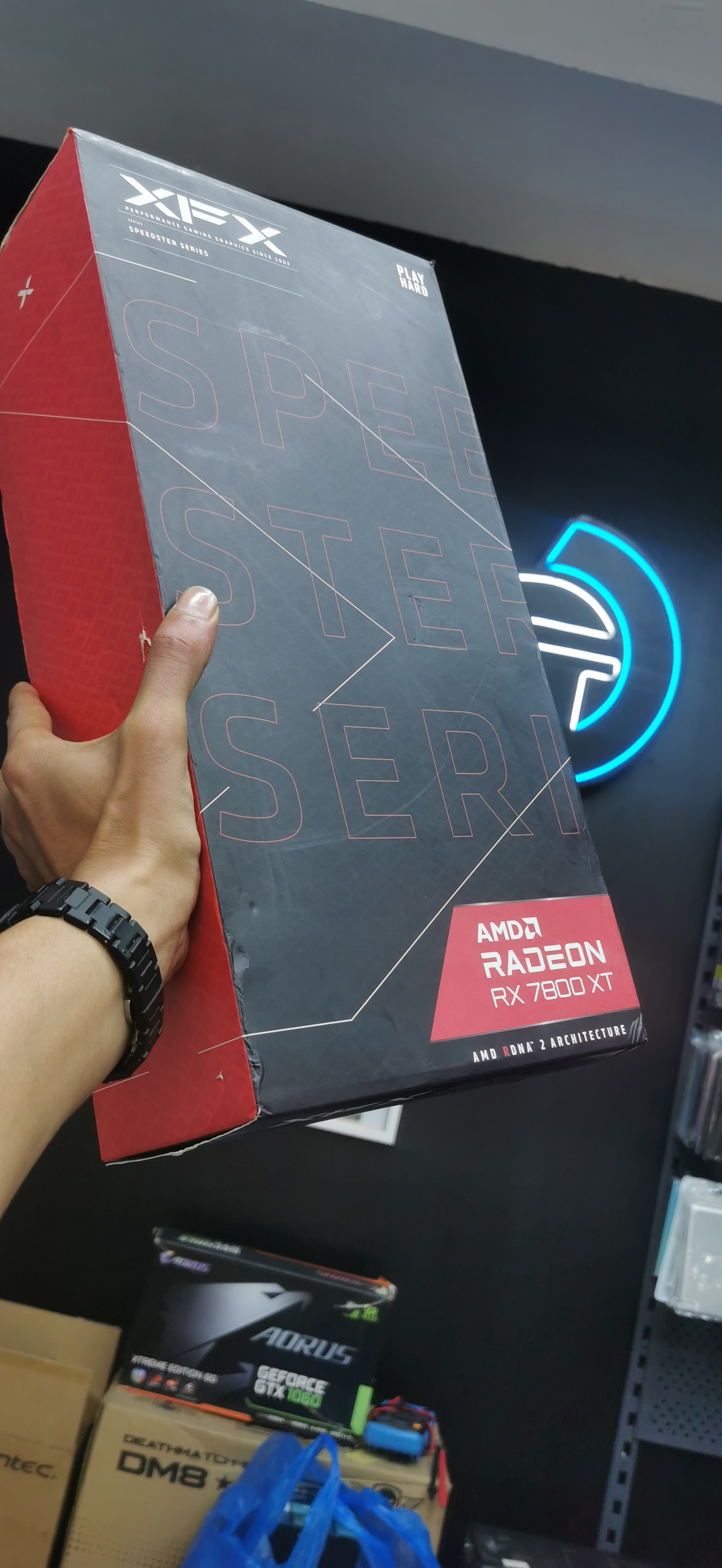 RX 7800 XT XFX 